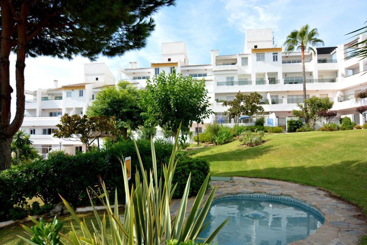 Playa & Beach Apartments Mijas Costa & Fuengirola By Alfresco Stays El Faro Luaran gambar